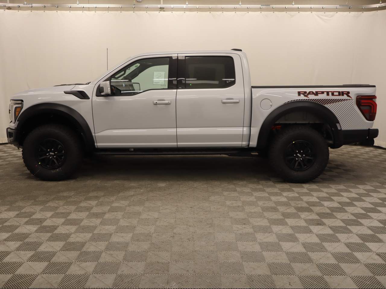 2025 Ford F-150 SuperCrew Raptor