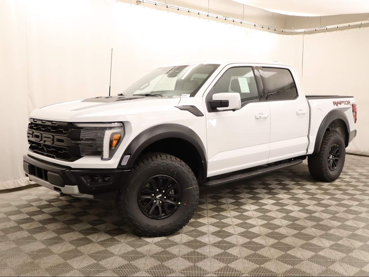 2026 Ford F-150 SuperCrew Raptor