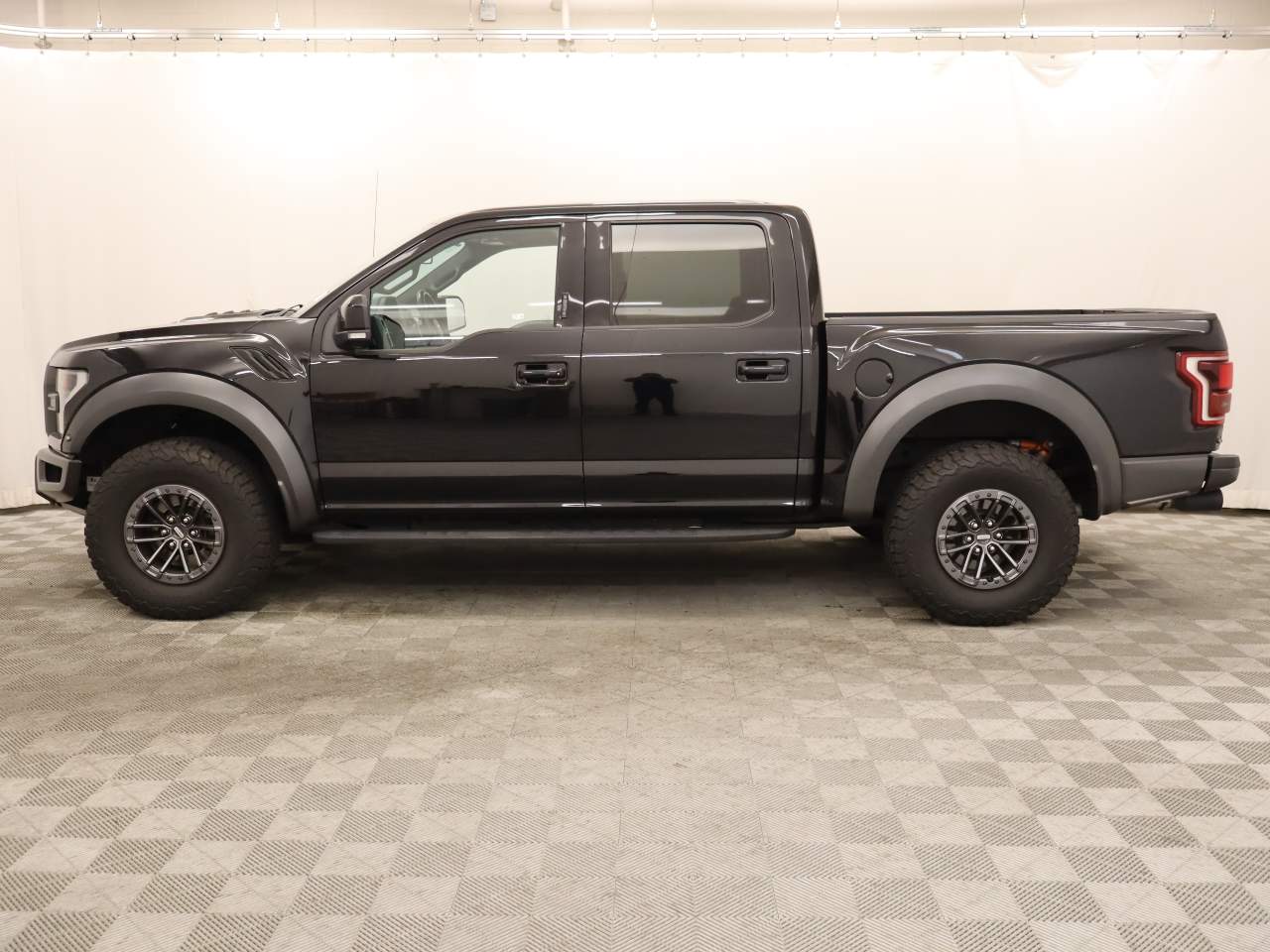 2019 Ford F-150 Raptor Crew Cab
