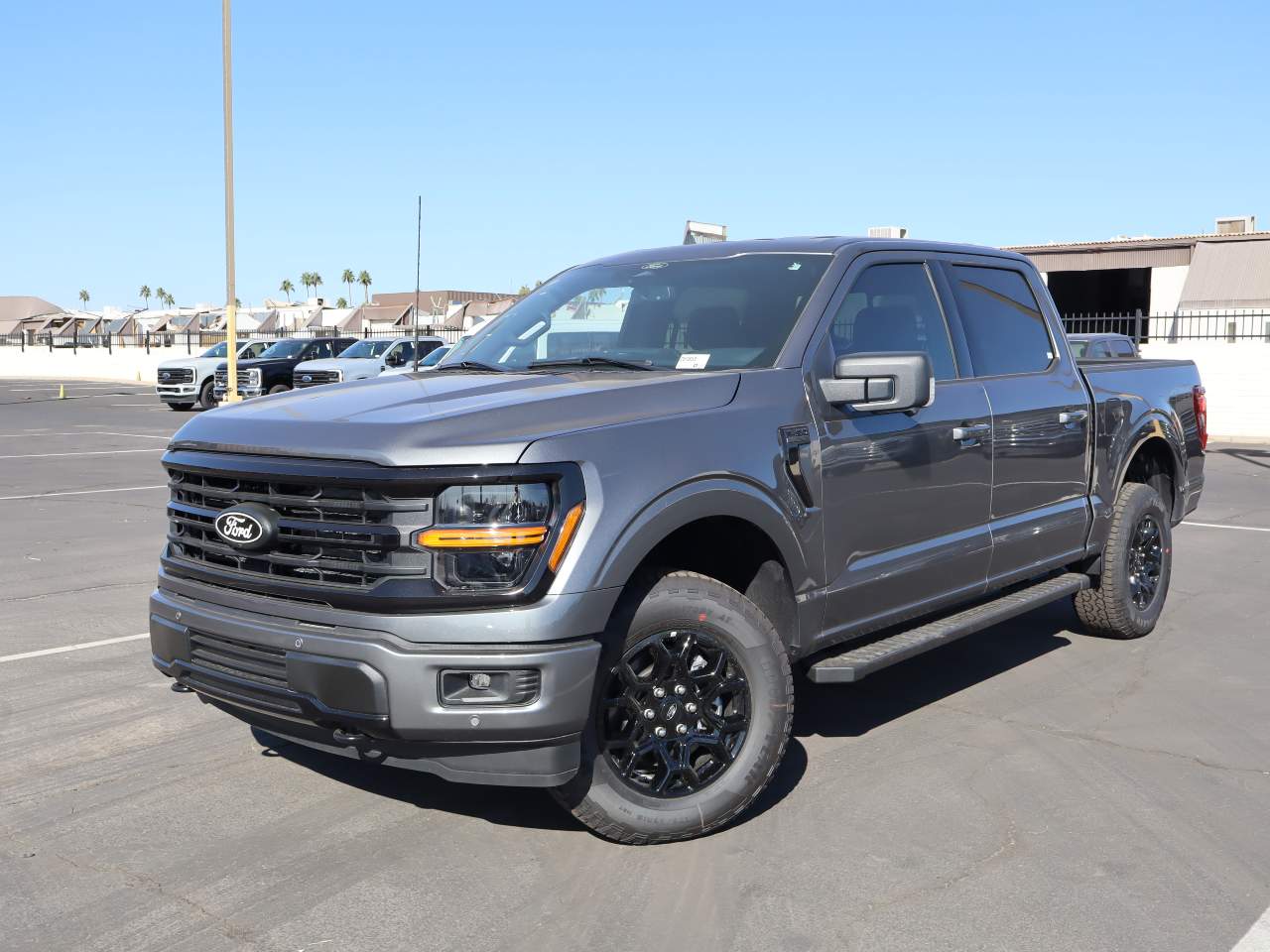 2025 Ford F-150 SuperCrew XLT