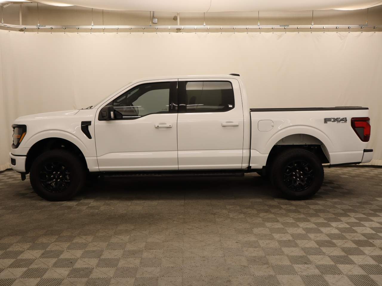 2024 Ford F-150 XLT Crew Cab