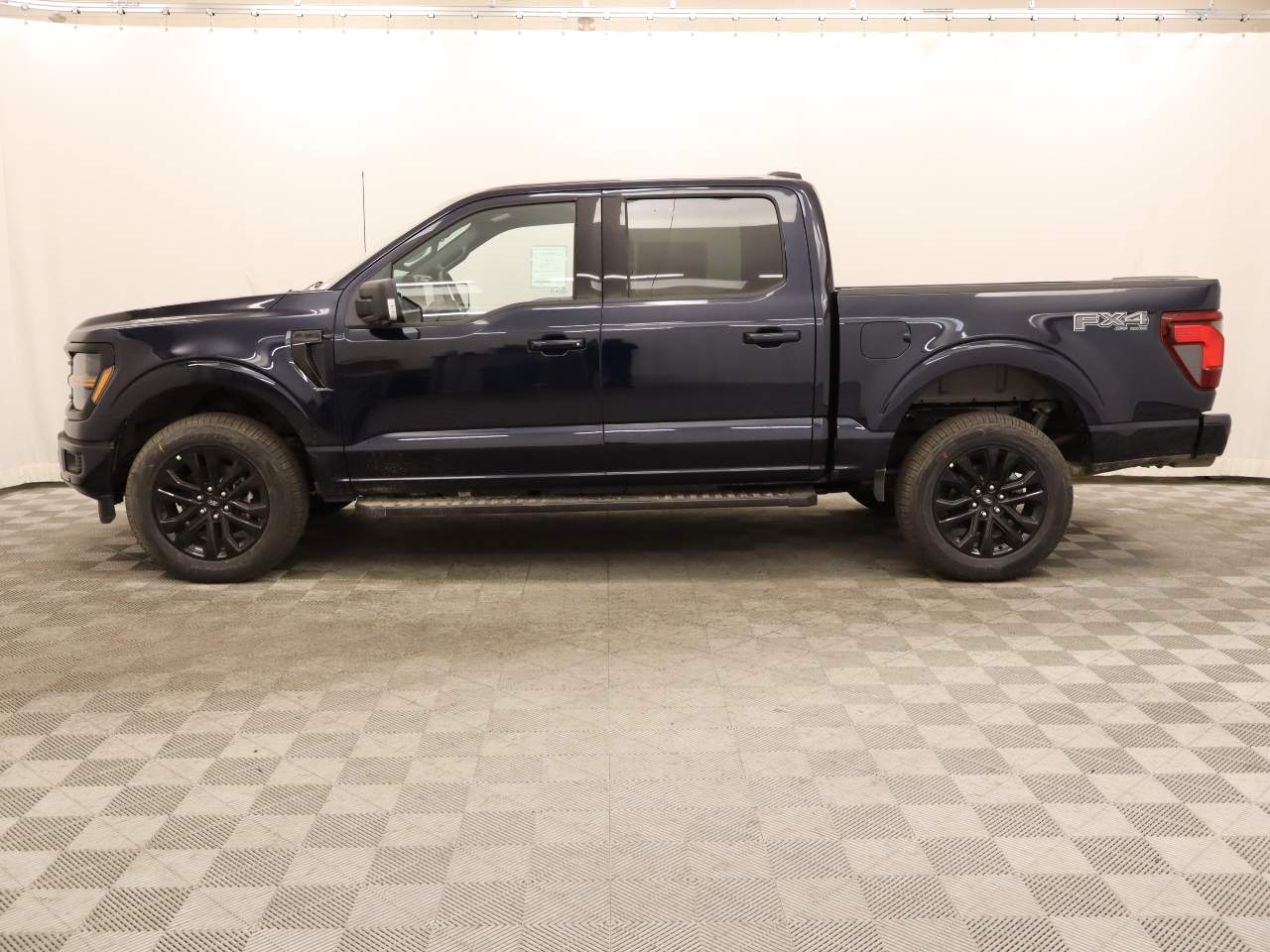 2025 Ford F-150 SuperCrew XLT