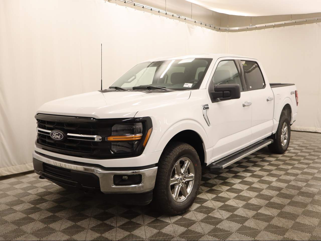 2025 Ford F-150 XLT Crew Cab