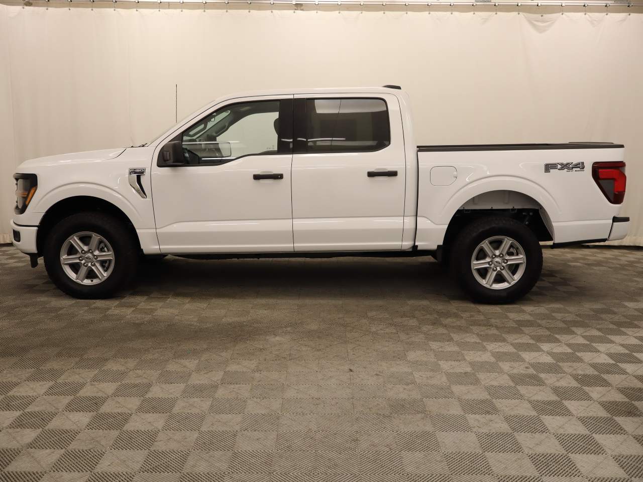 2026 Ford F-150 SuperCrew XLT