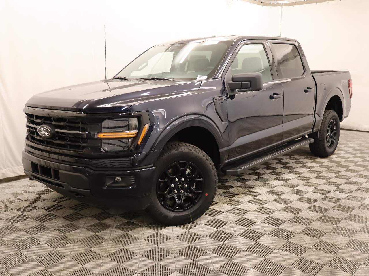 2026 Ford F-150 SuperCrew XLT