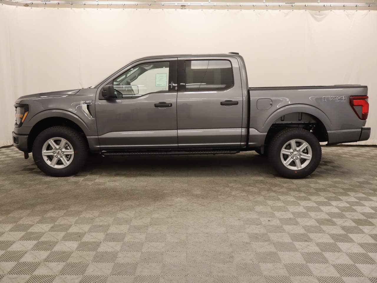 2026 Ford F-150 SuperCrew XLT
