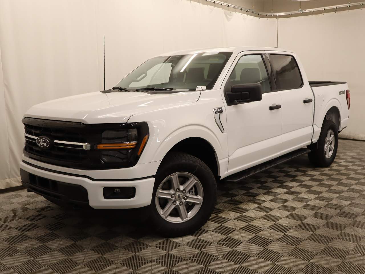 2026 Ford F-150 SuperCrew XLT