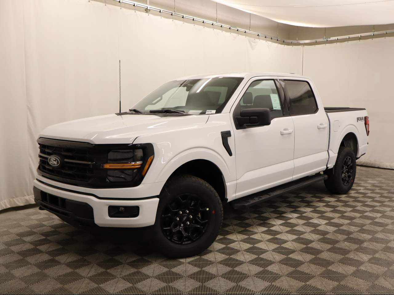 2026 Ford F-150 SuperCrew XLT