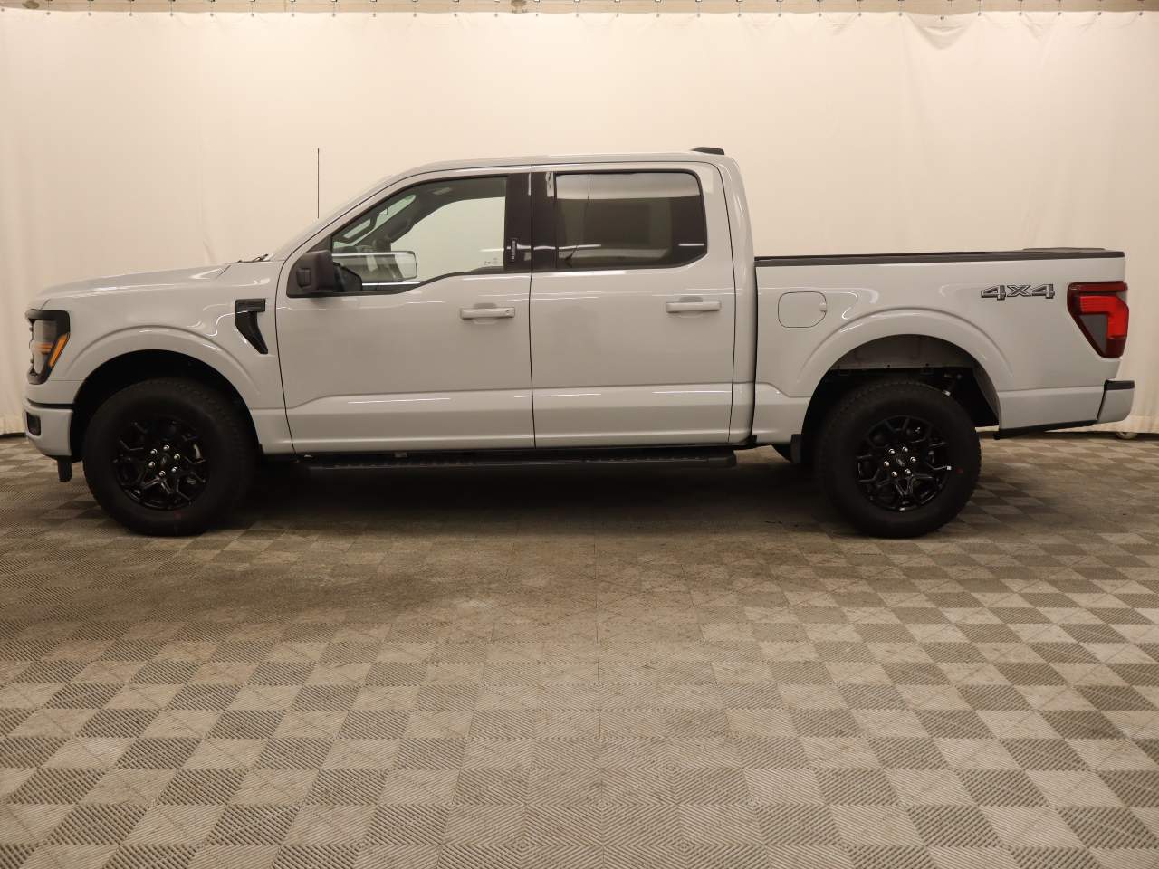 2026 Ford F-150 SuperCrew XLT