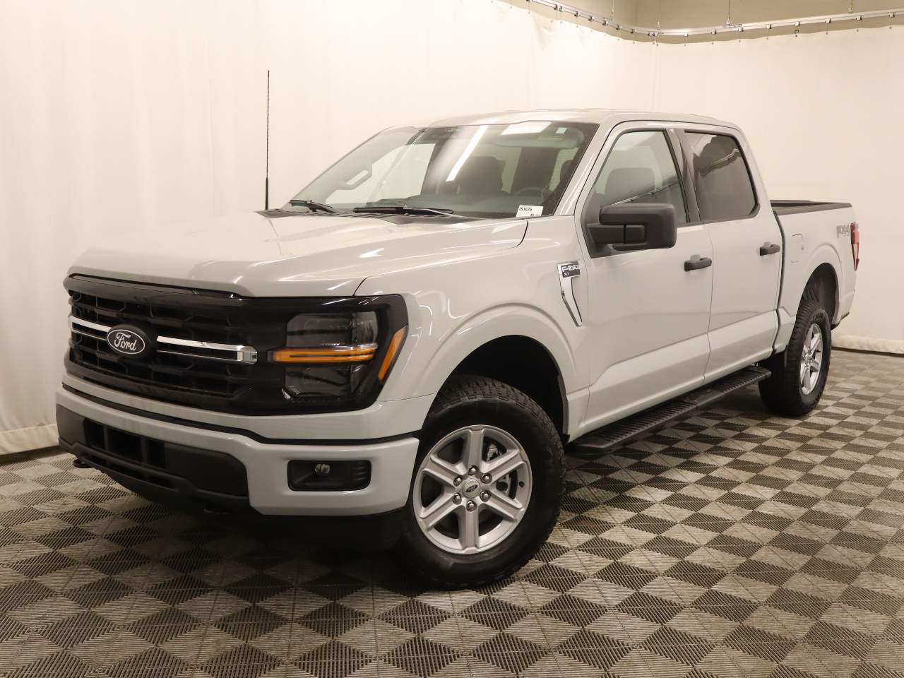 2026 Ford F-150 SuperCrew XLT