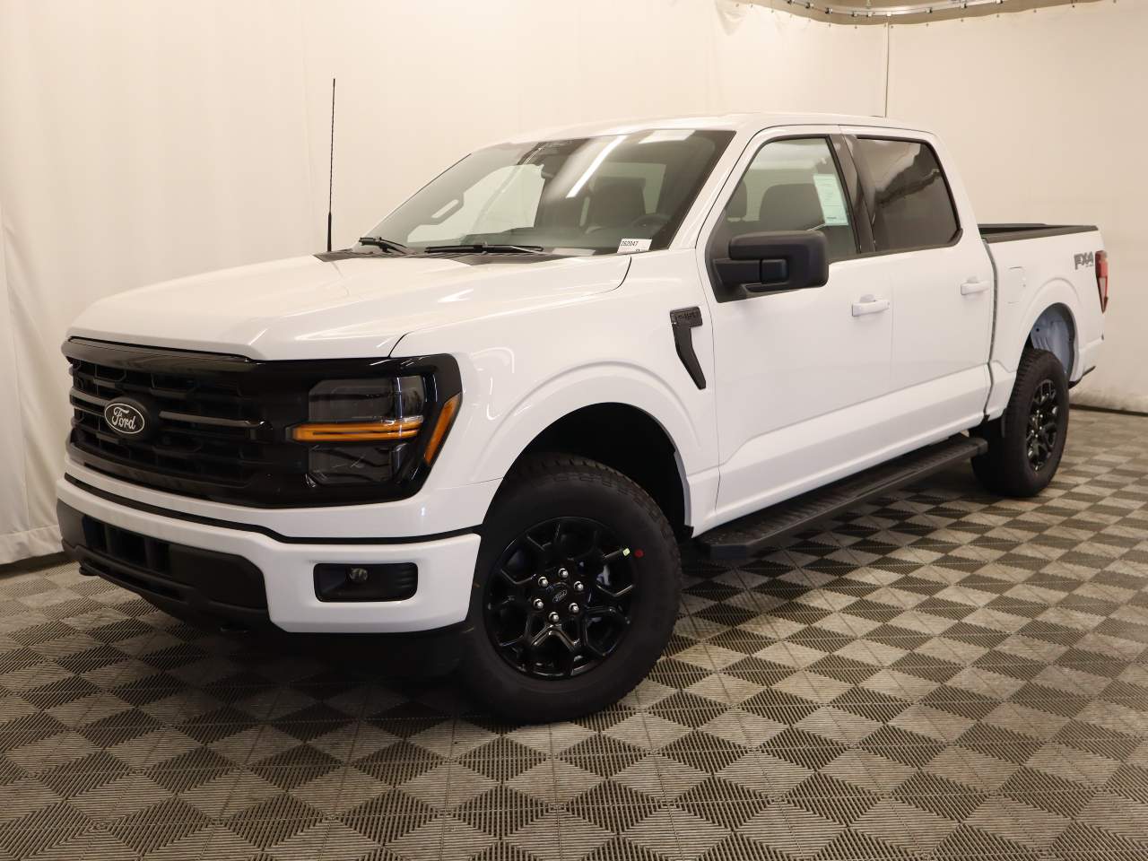 2026 Ford F-150 SuperCrew XLT