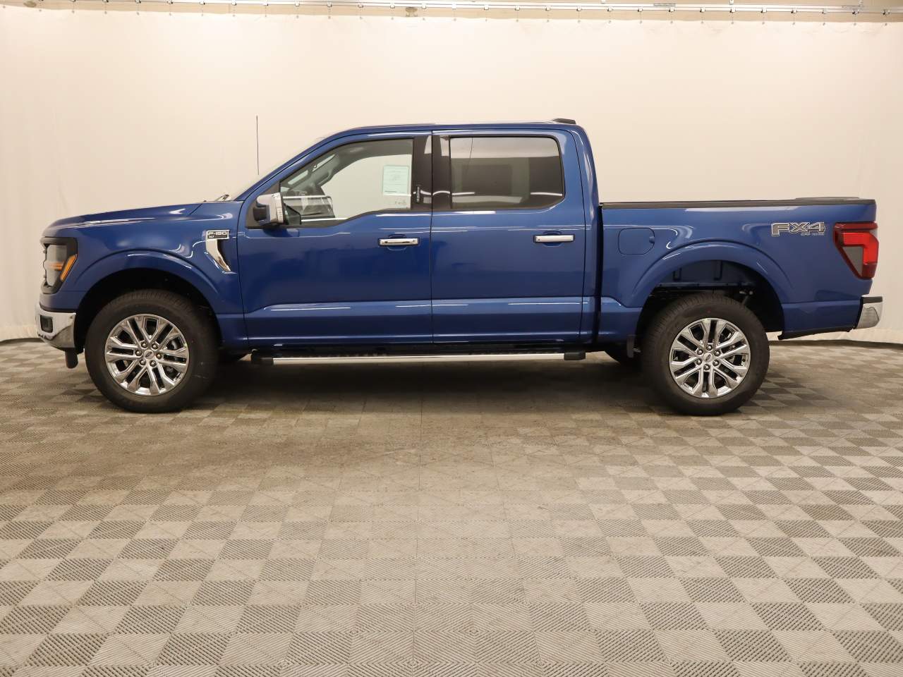 2024 Ford F-150 SuperCrew XLT