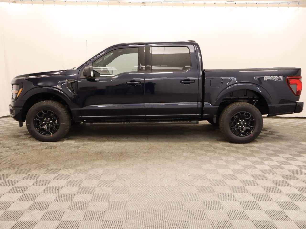 2024 Ford F-150 SuperCrew XLT