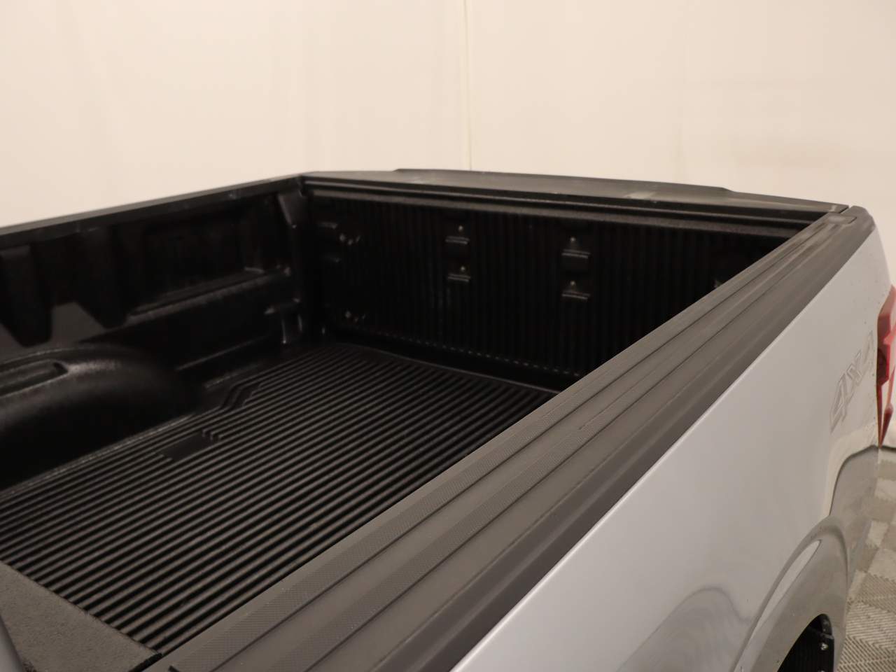 2025 Ford F-150 XLT Crew Cab