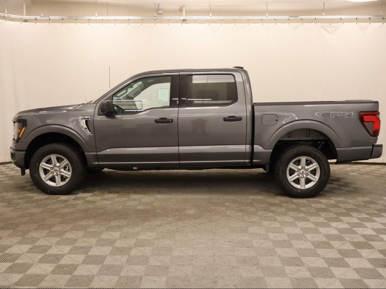 2026 Ford F-150 SuperCrew XLT