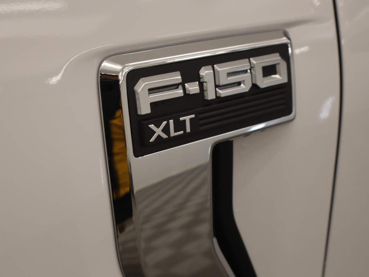 2024 Ford F-150 SuperCrew XLT