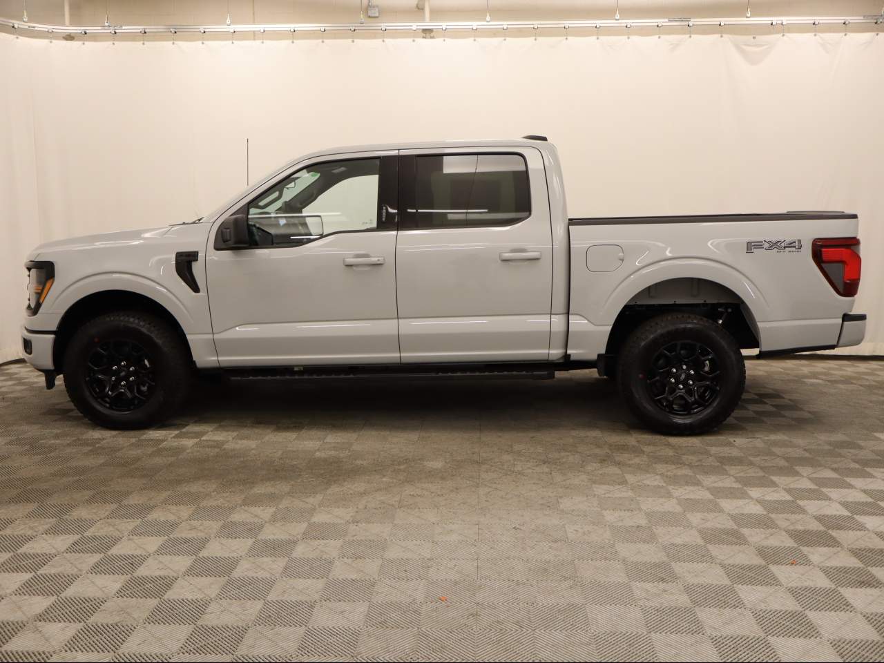 2026 Ford F-150 SuperCrew XLT