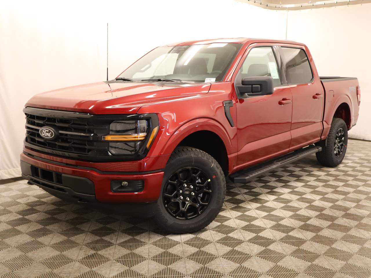 2026 Ford F-150 SuperCrew XLT