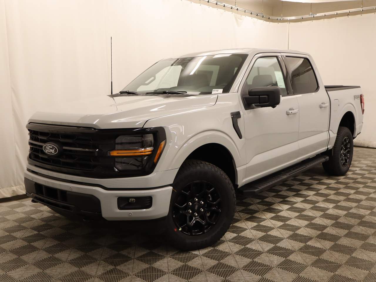 2026 Ford F-150 SuperCrew XLT