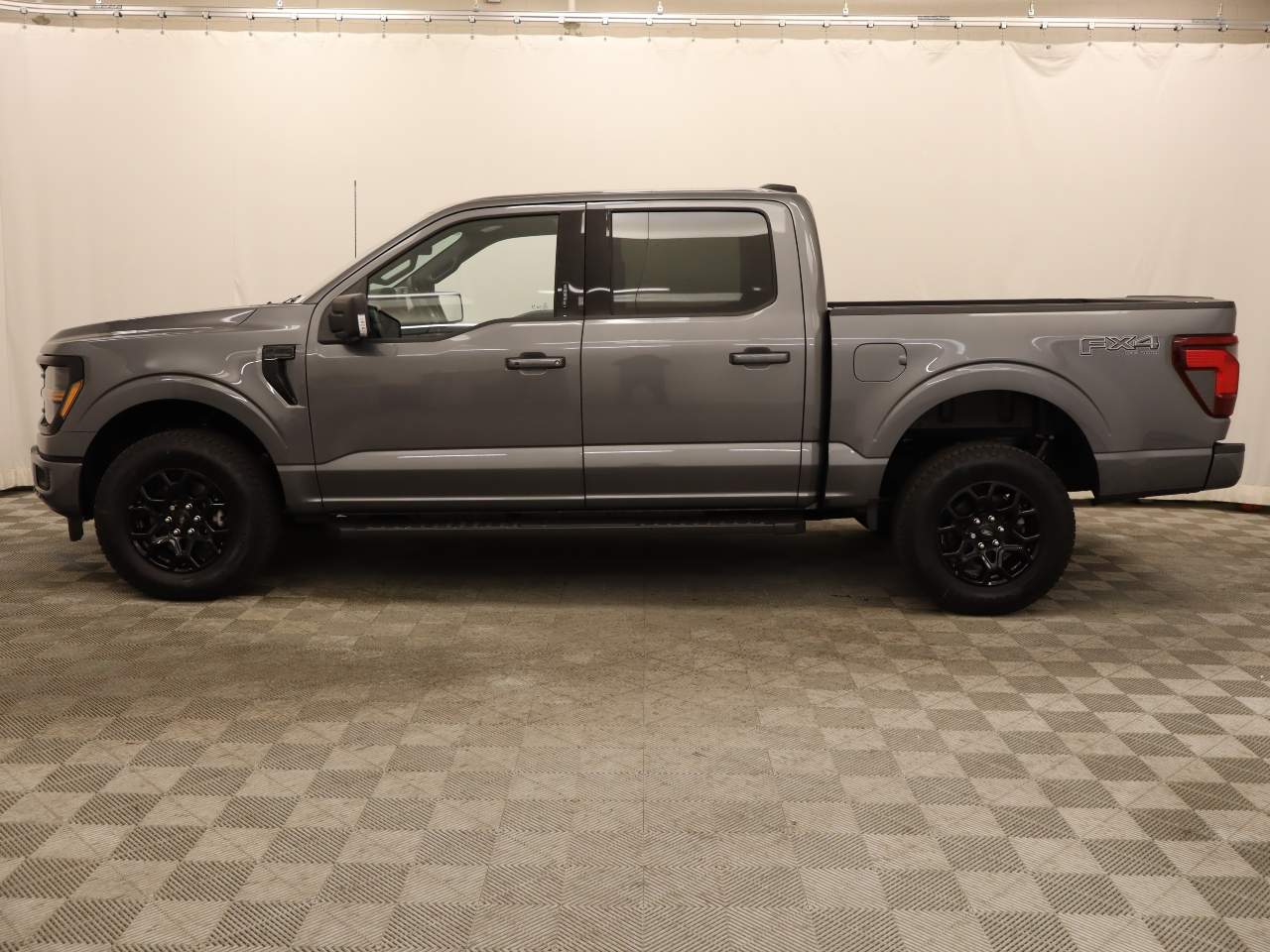2026 Ford F-150 SuperCrew XLT