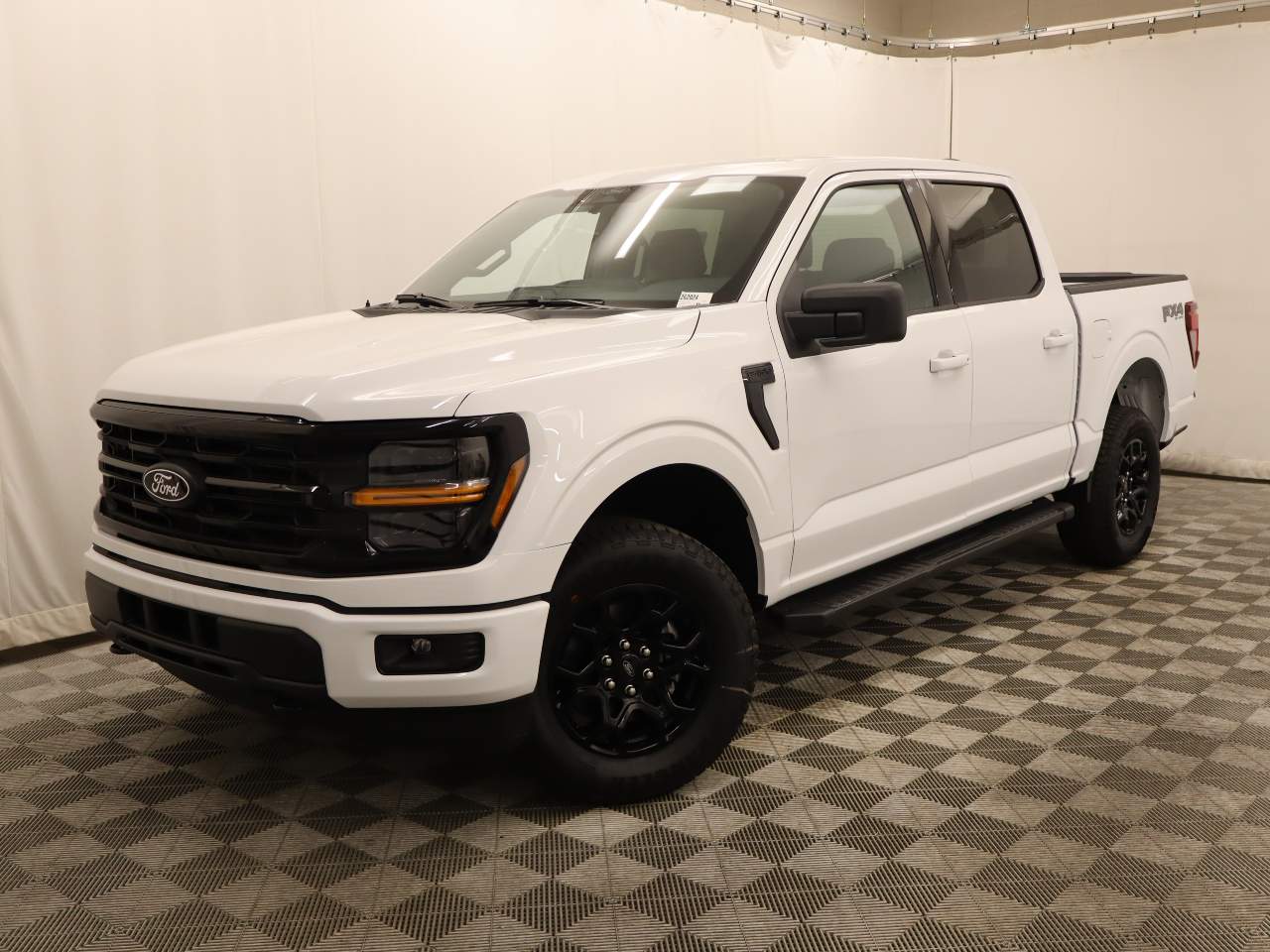 2026 Ford F-150 SuperCrew XLT