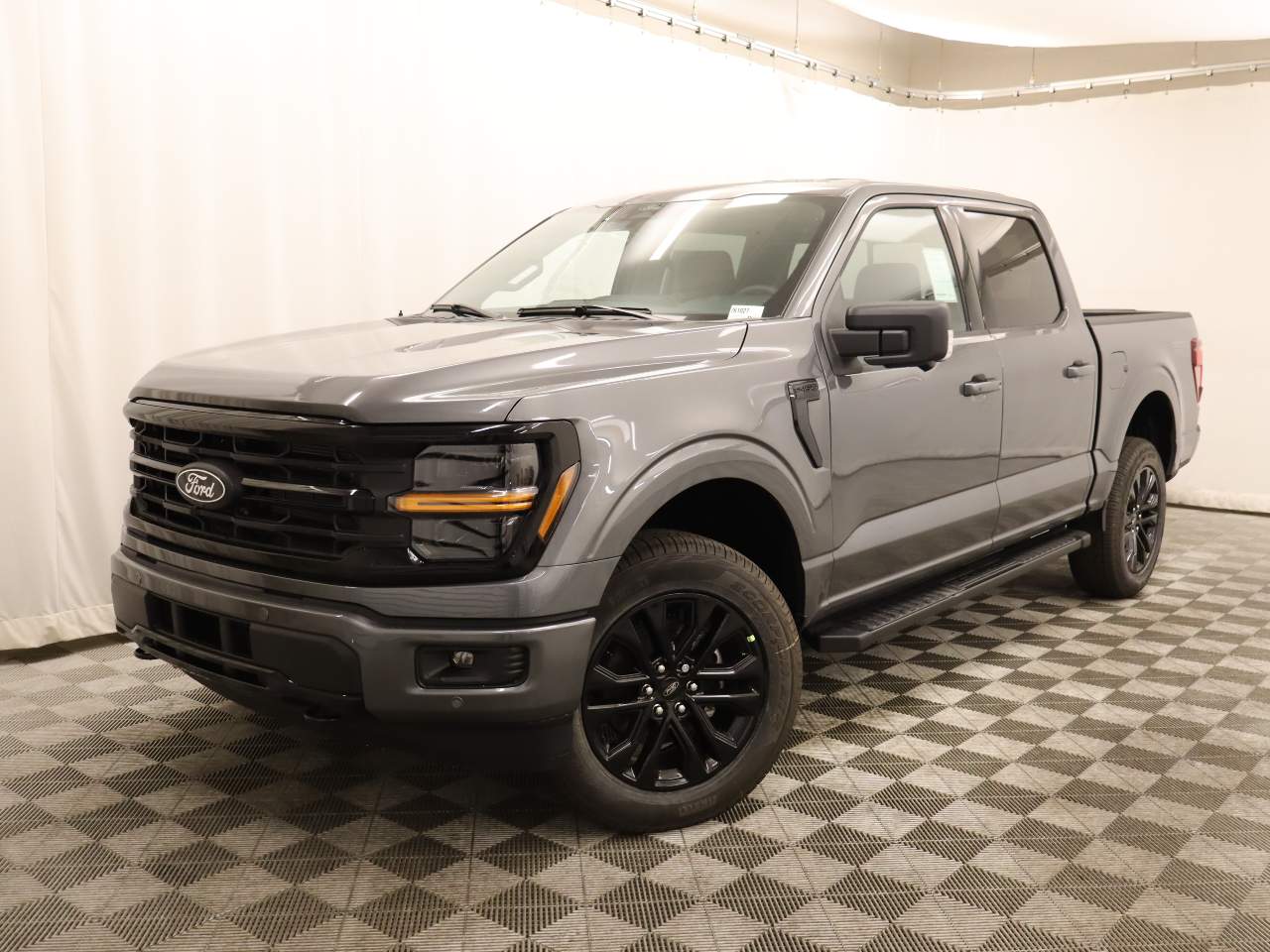 2026 Ford F-150 SuperCrew XLT