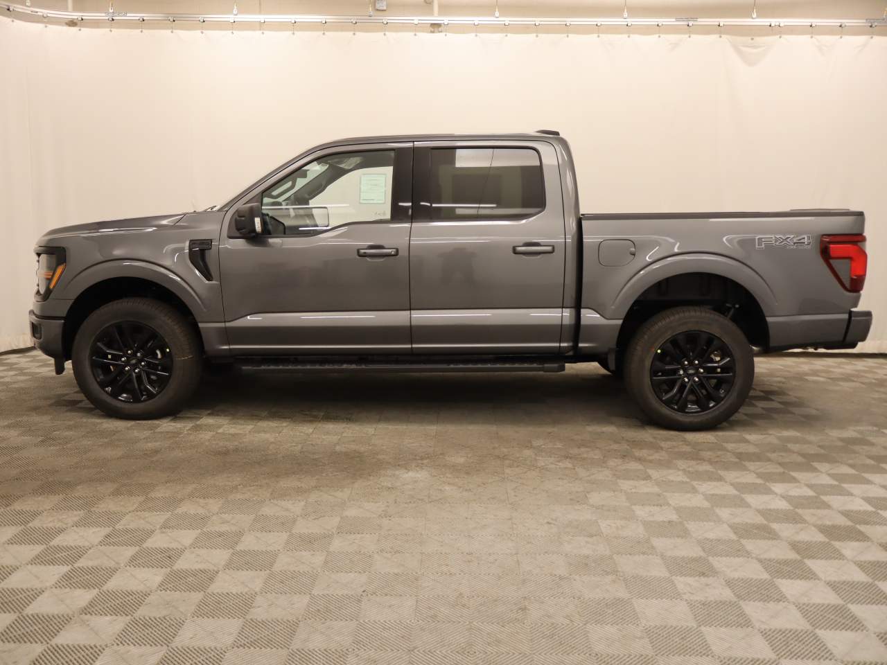 2026 Ford F-150 SuperCrew XLT