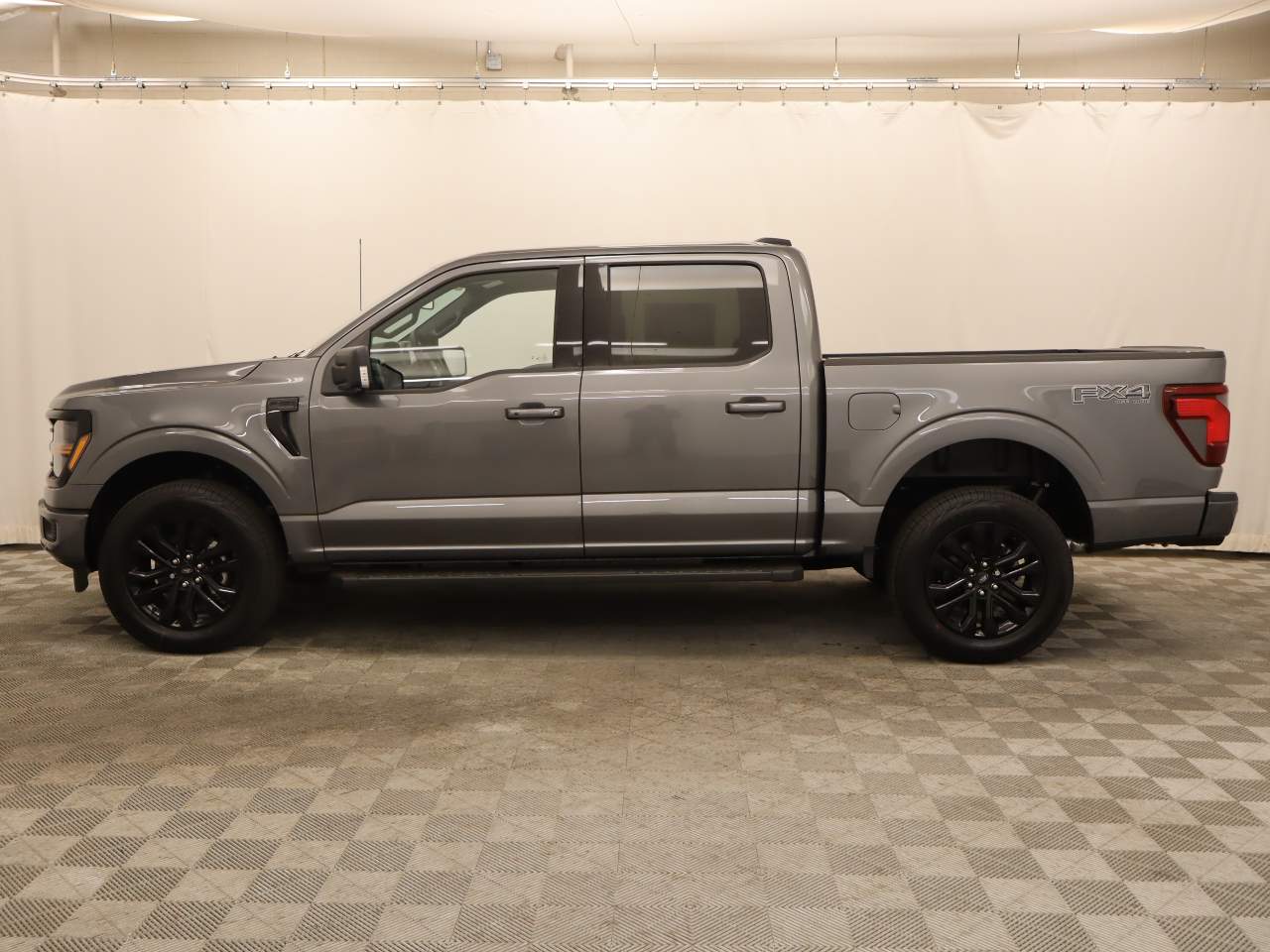2026 Ford F-150 SuperCrew XLT