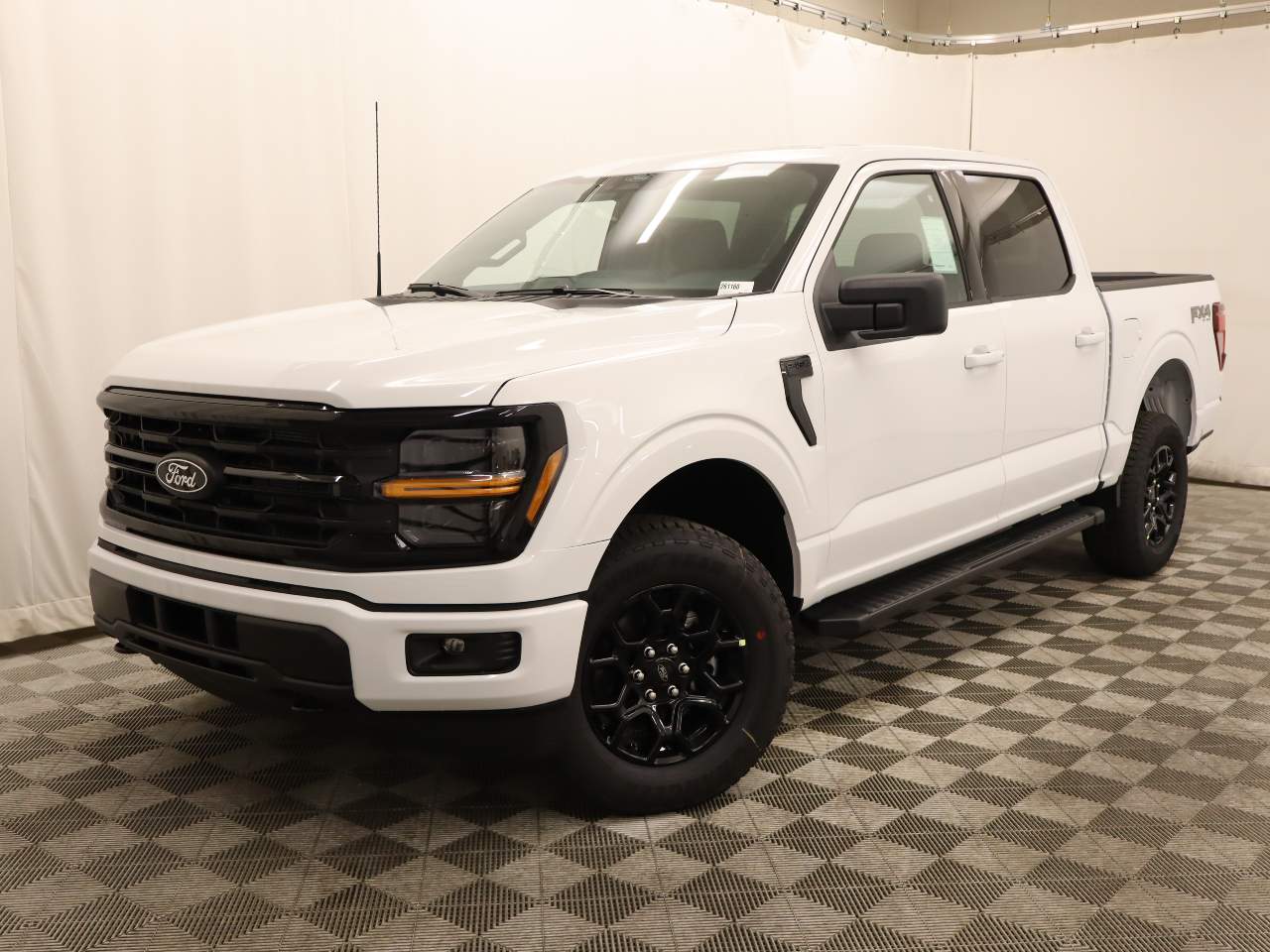 2026 Ford F-150 SuperCrew XLT