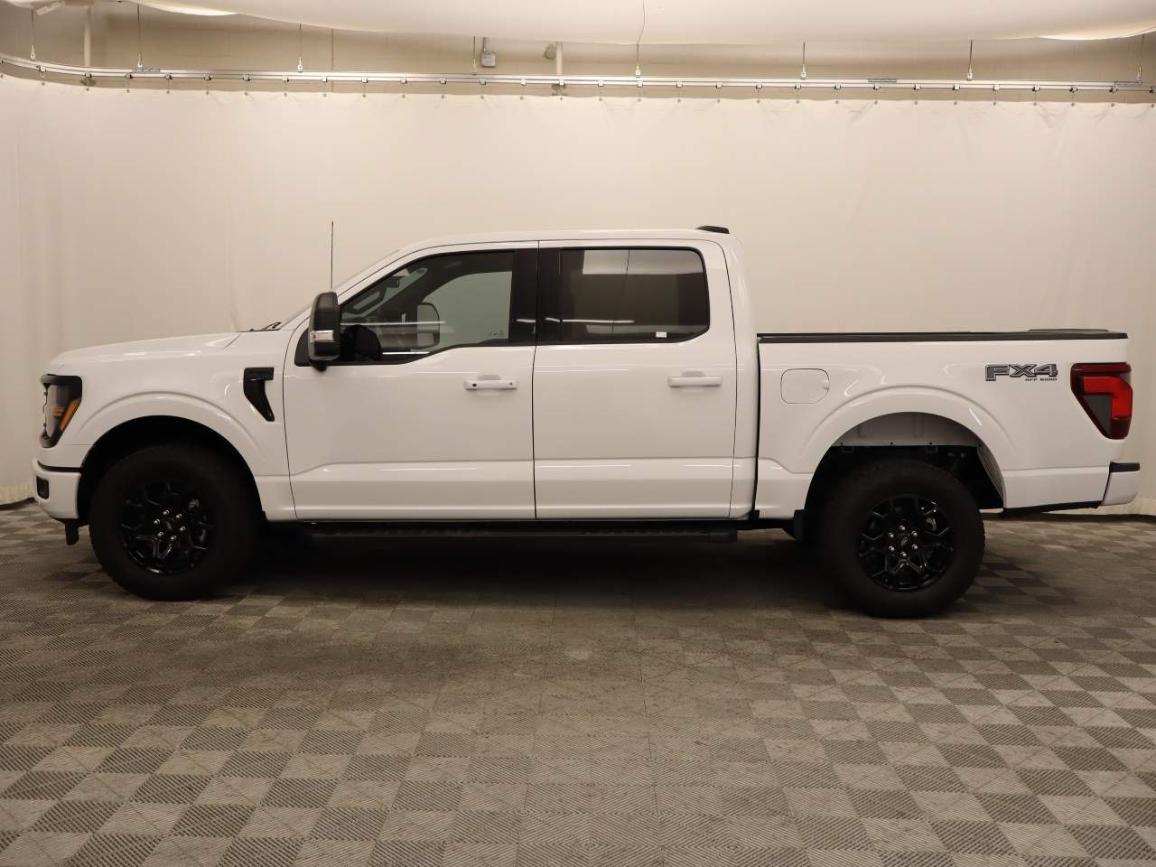 2025 Ford F-150 XLT Crew Cab