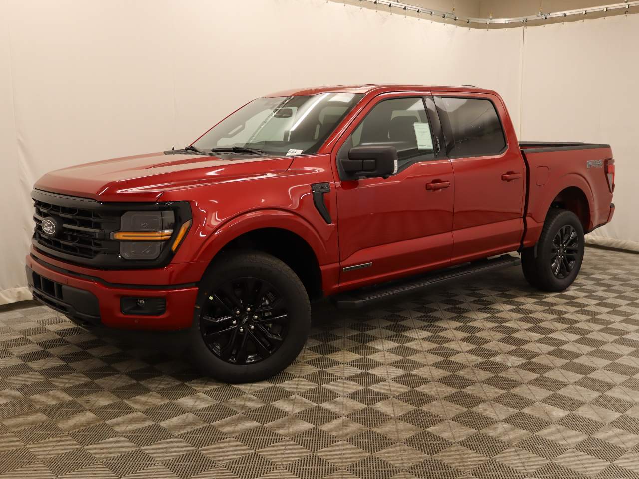 2024 Ford F-150 SuperCrew XLT