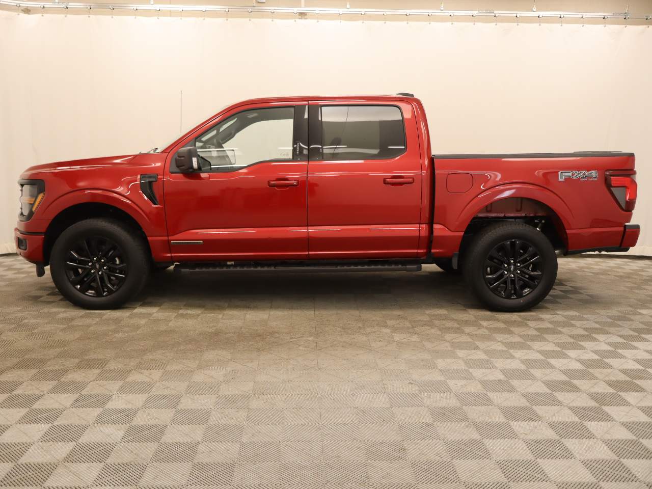 2024 Ford F-150 SuperCrew XLT