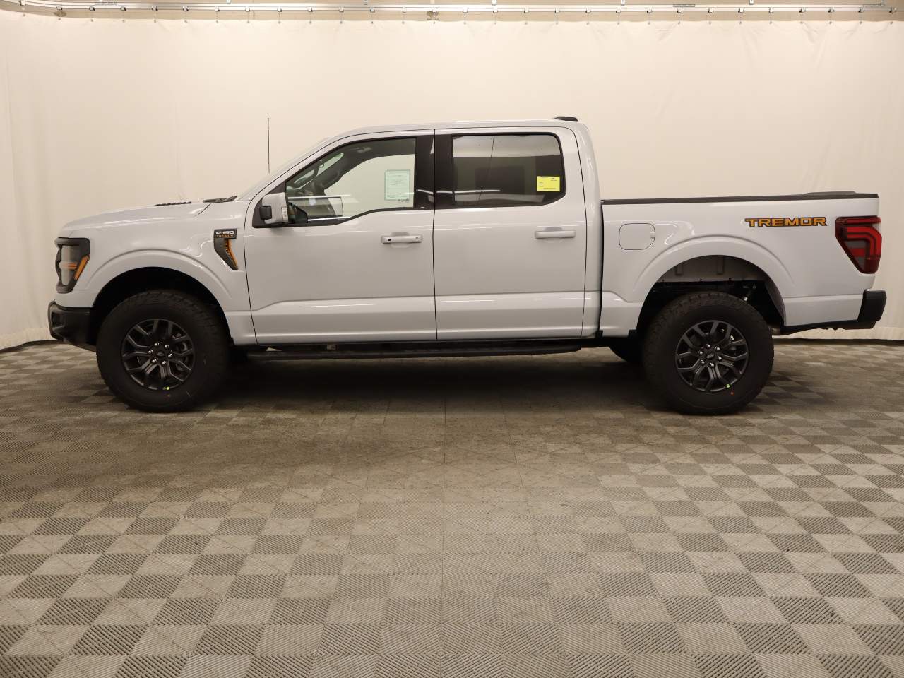 2025 Ford F-150 SuperCrew Tremor