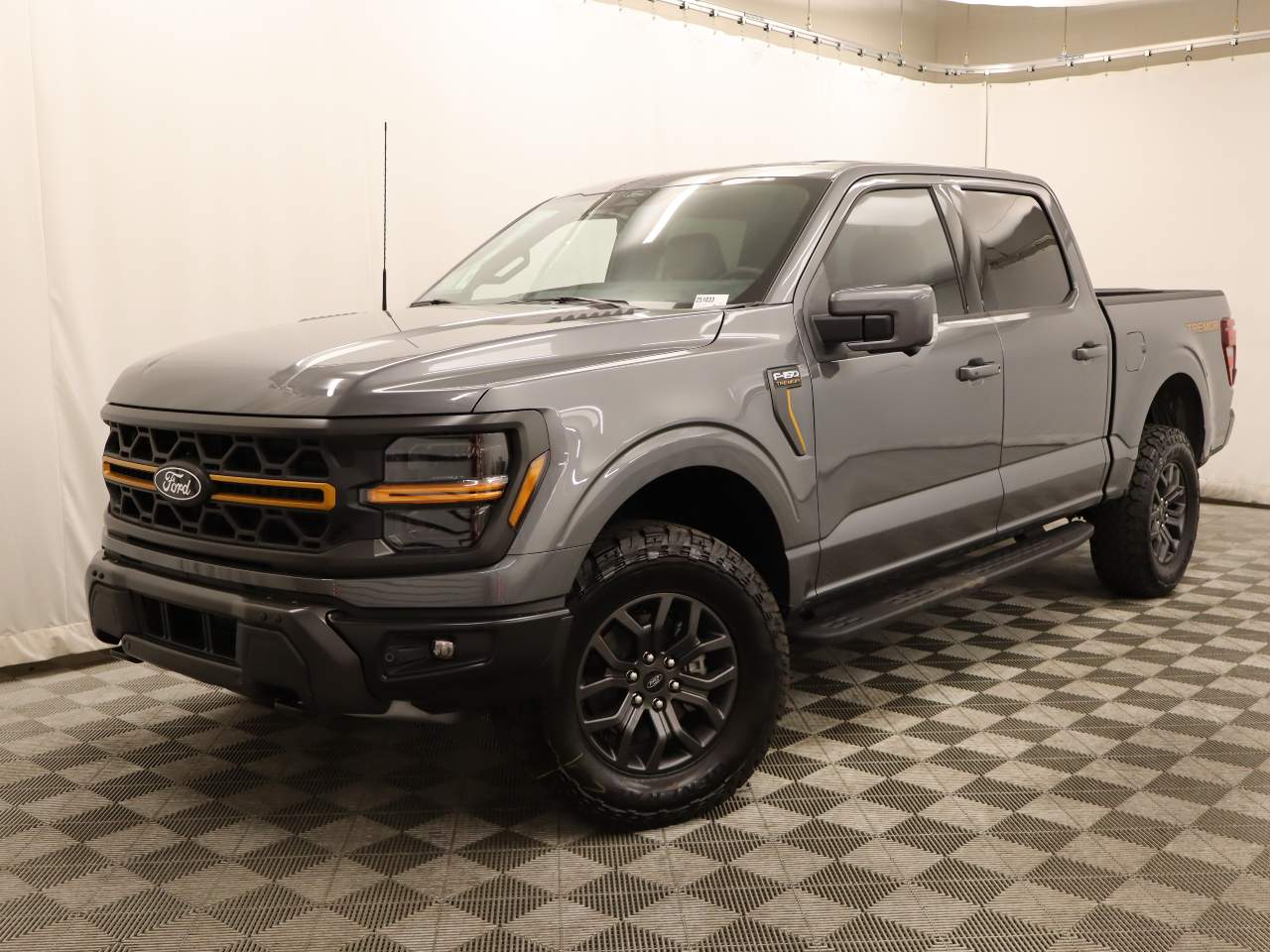 2025 Ford F-150 SuperCrew Tremor