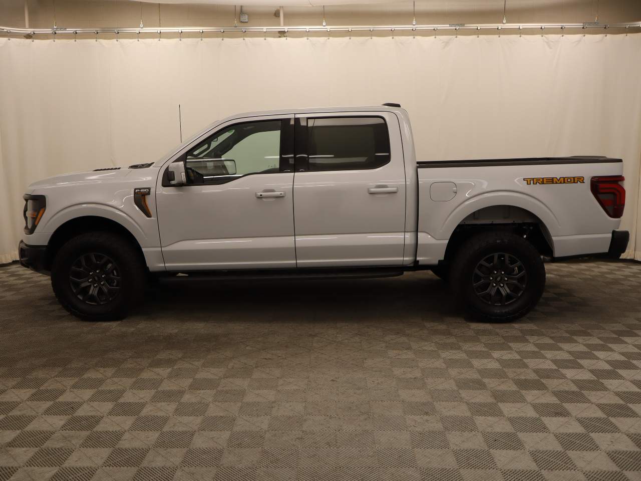 2025 Ford F-150 SuperCrew Tremor