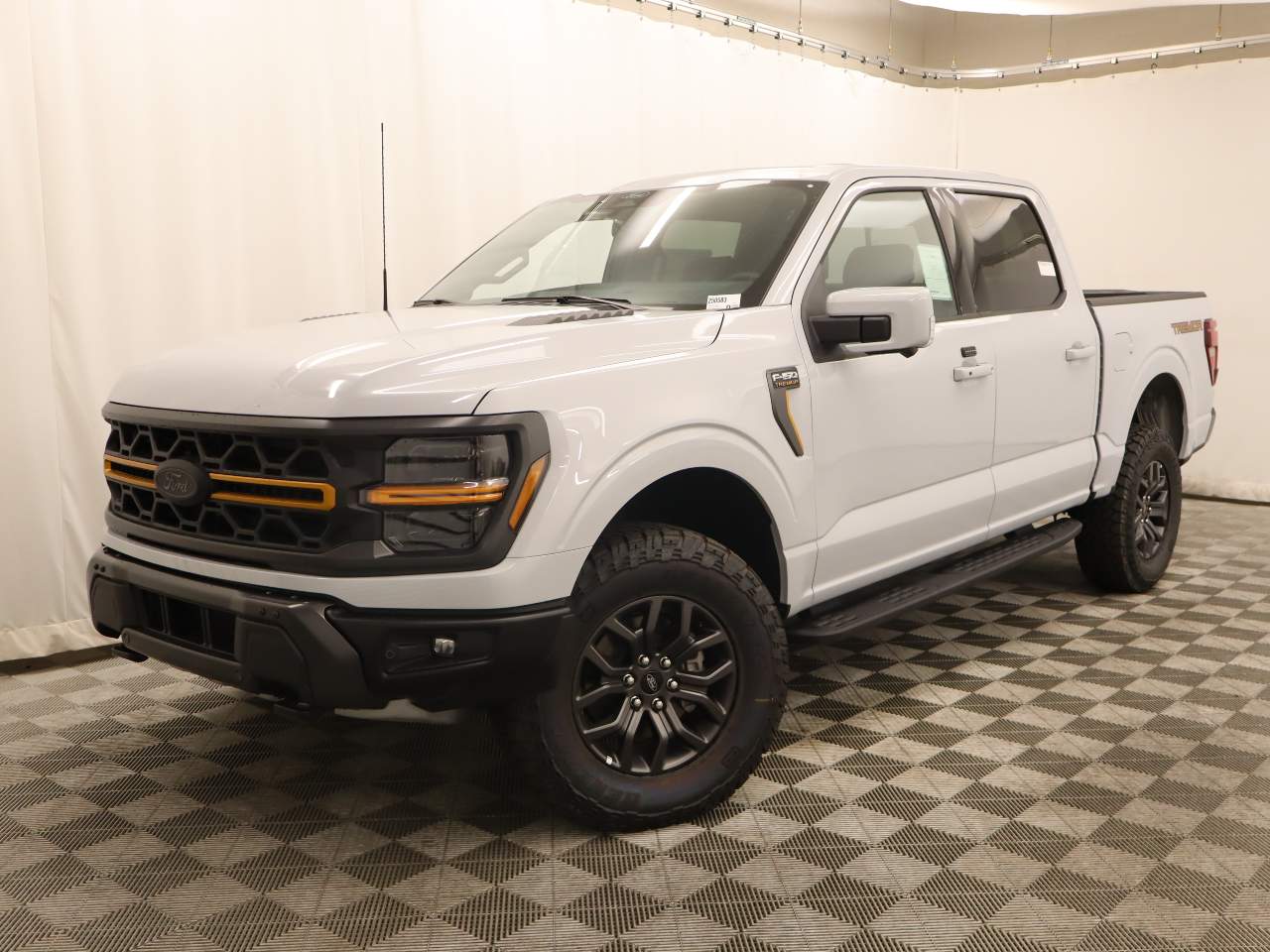 2025 Ford F-150 SuperCrew Tremor