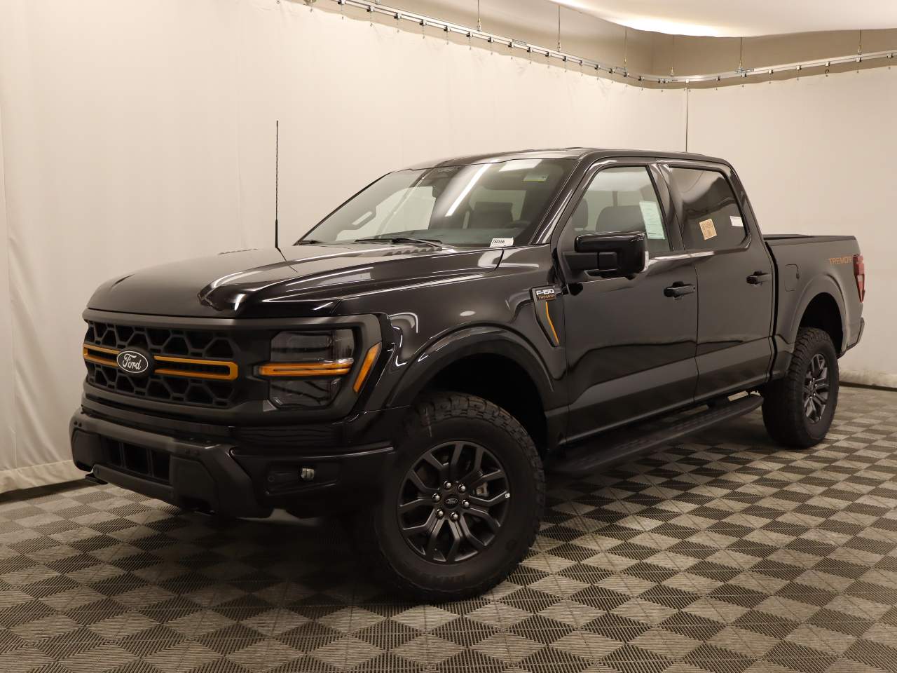 2025 Ford F-150 SuperCrew Tremor