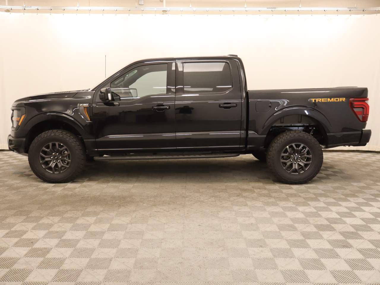 2025 Ford F-150 SuperCrew Tremor