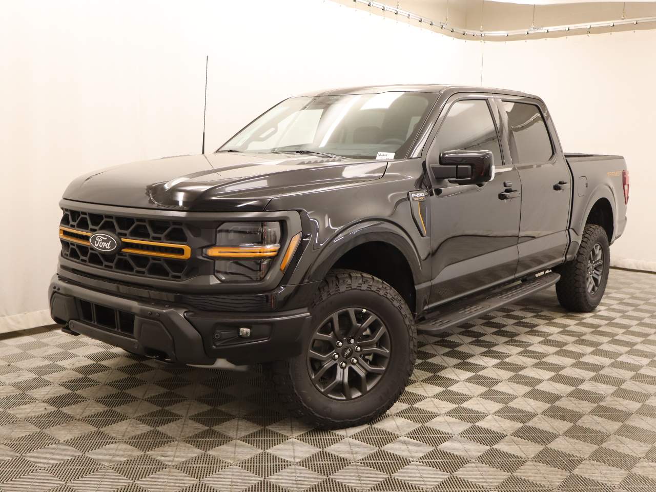 2025 Ford F-150 SuperCrew Tremor