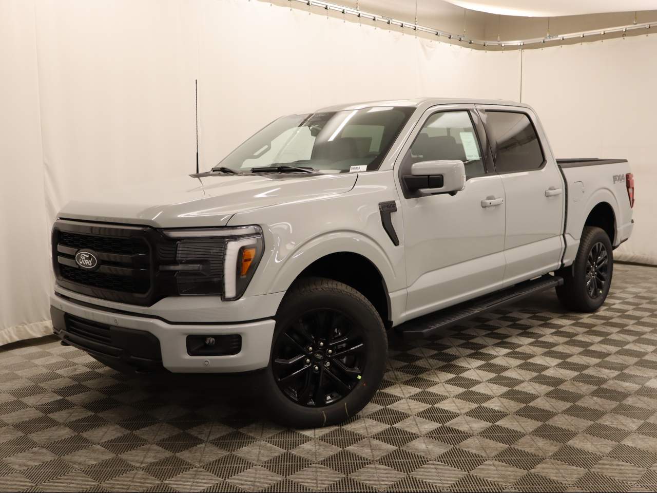 2026 Ford F-150 SuperCrew Lariat