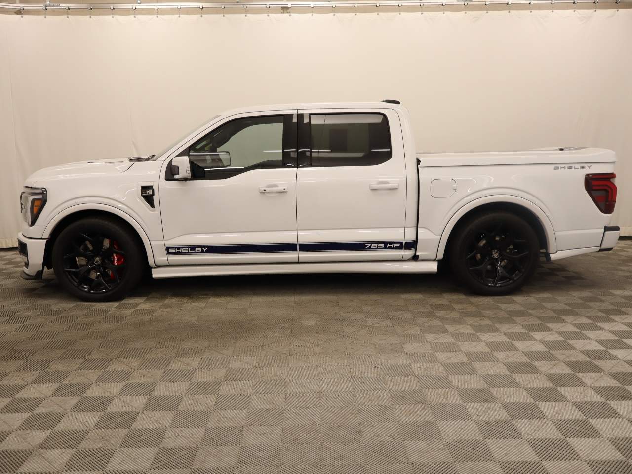 2025 Ford F-150 SuperCrew Lariat