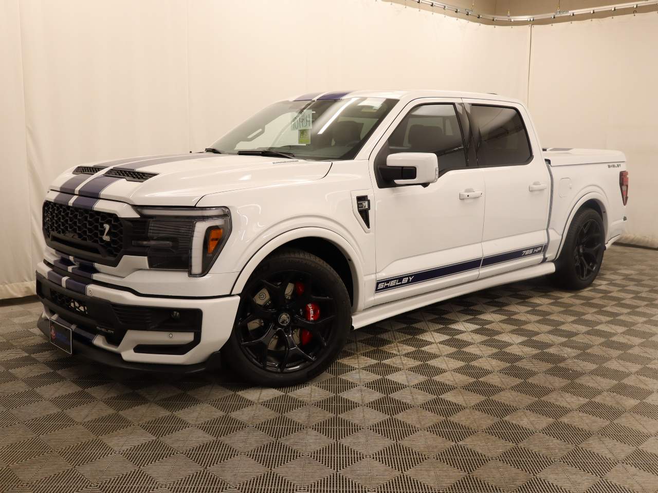 2025 Ford F-150 Lariat's photo