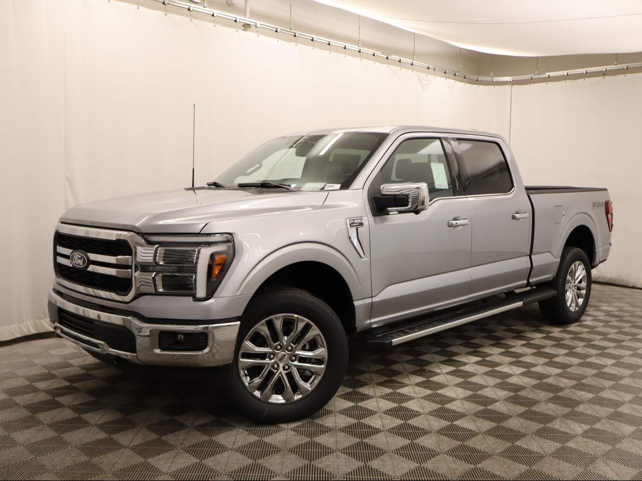 2026 Ford F-150 SuperCrew Lariat