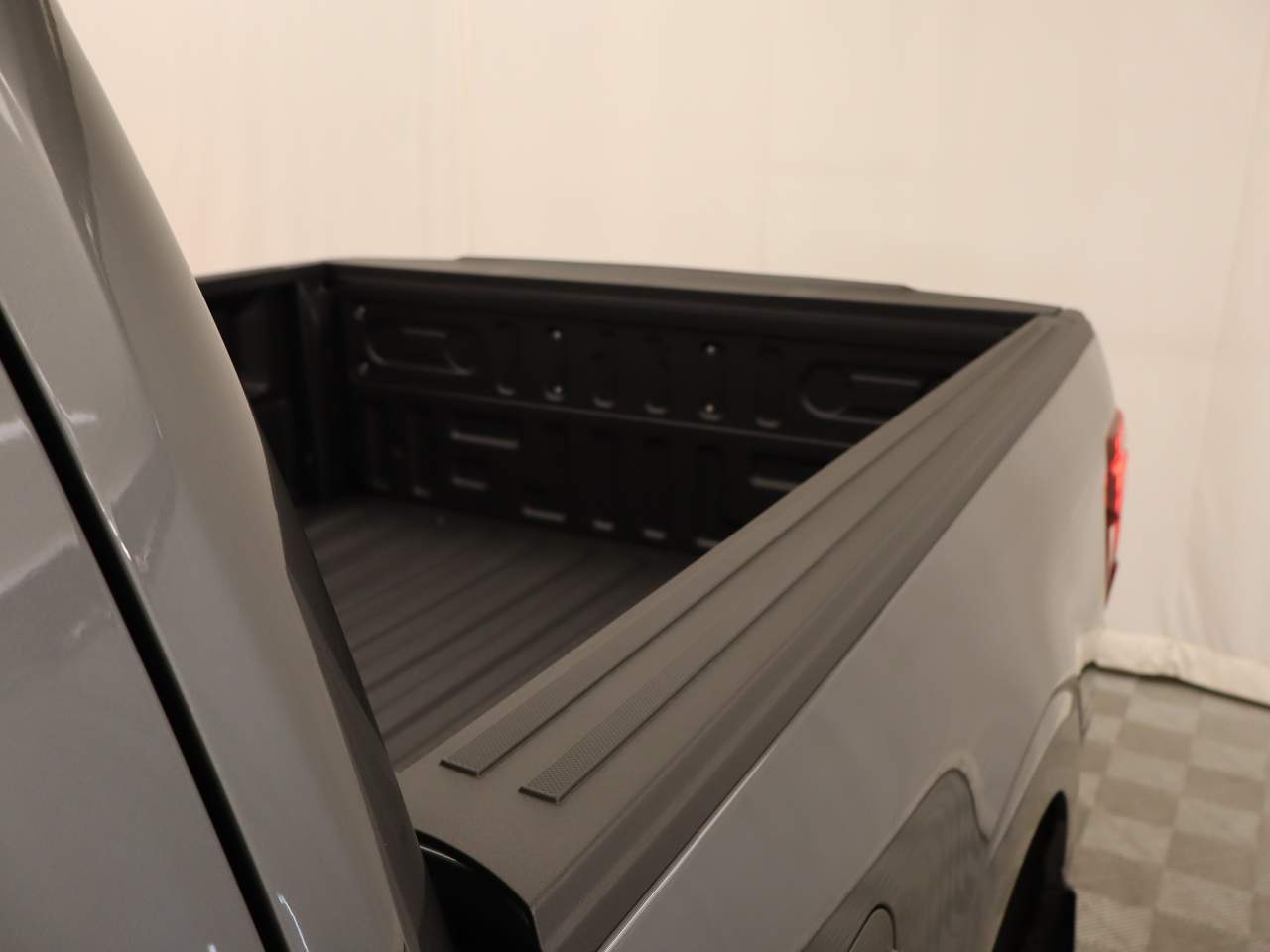 2025 Ford F-150 SuperCrew Lariat