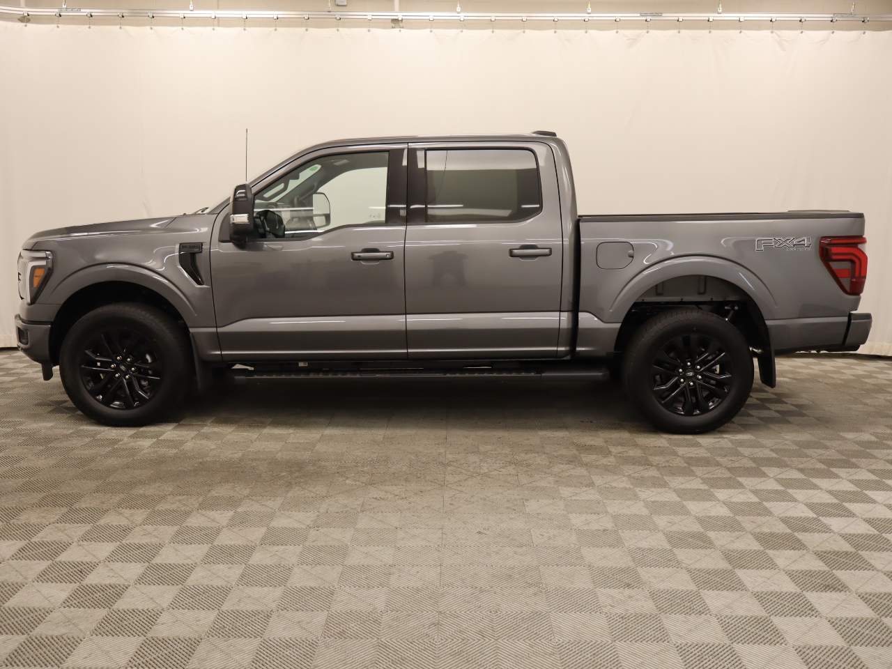 2025 Ford F-150 SuperCrew Lariat