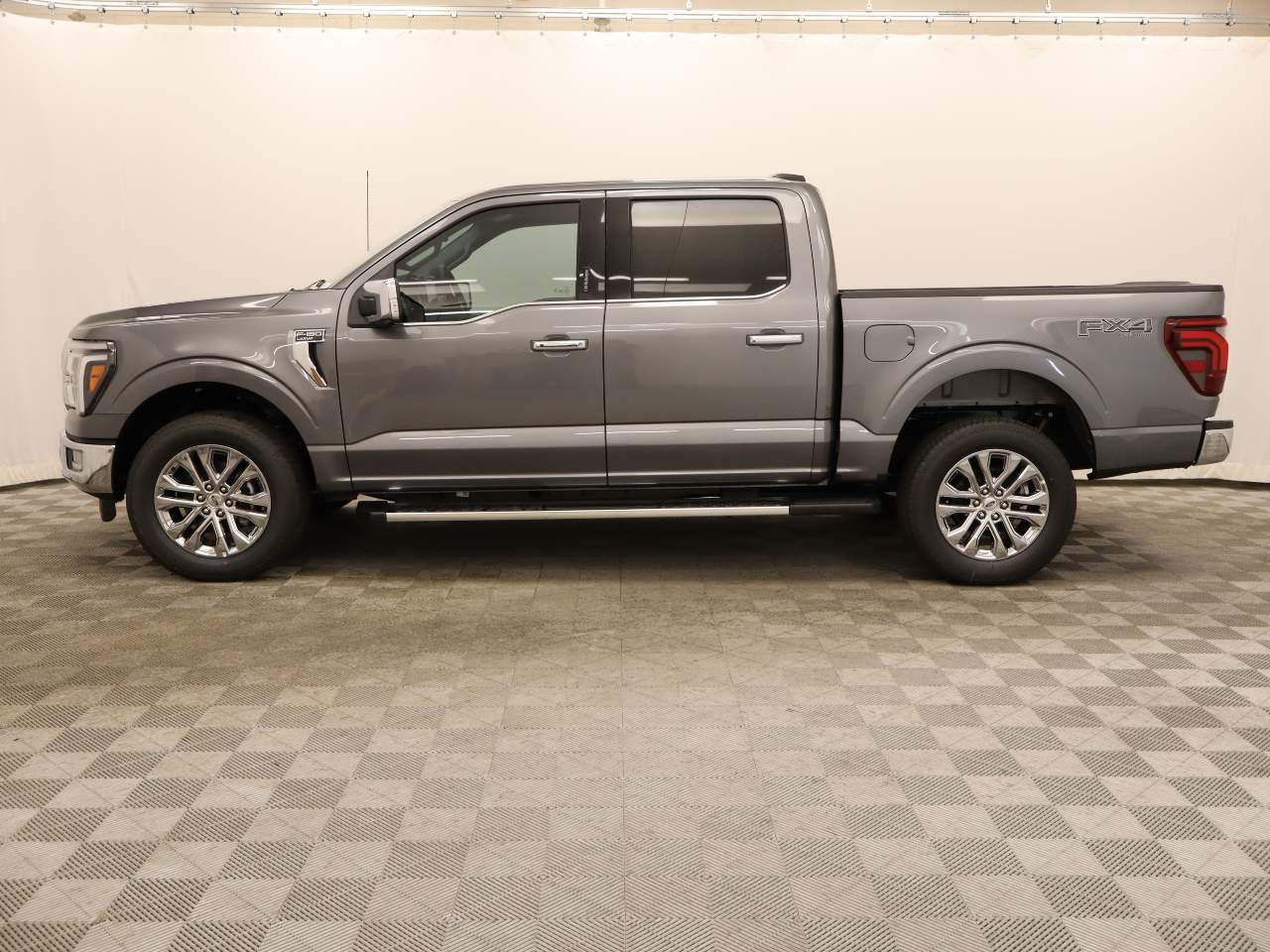 2024 Ford F-150 SuperCrew Lariat