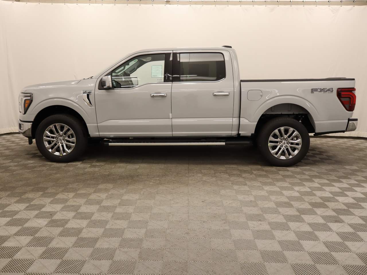 2024 Ford F-150 SuperCrew Lariat