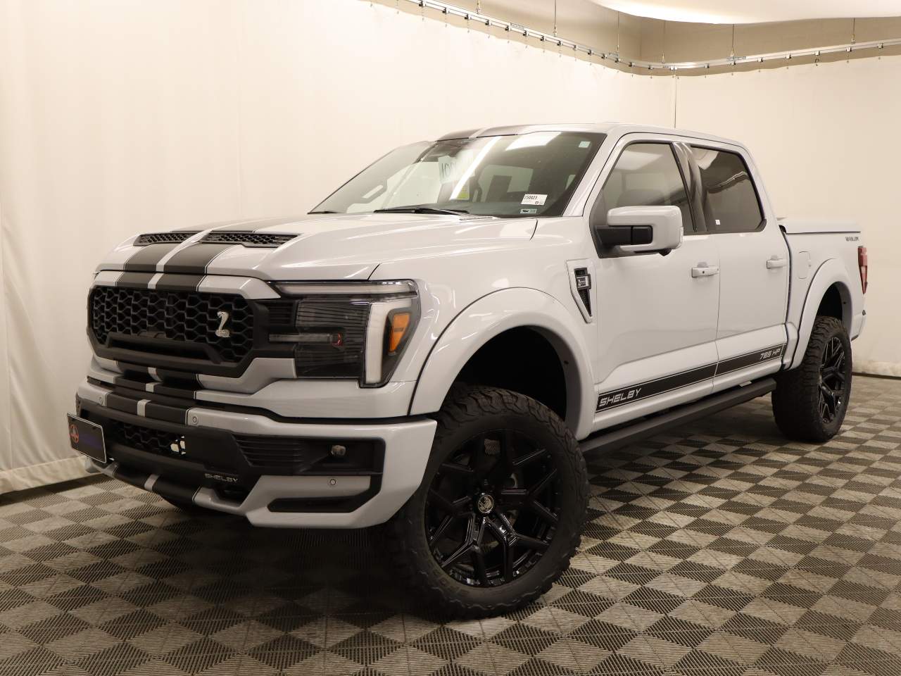 2025 Ford F-150 SuperCrew Lariat