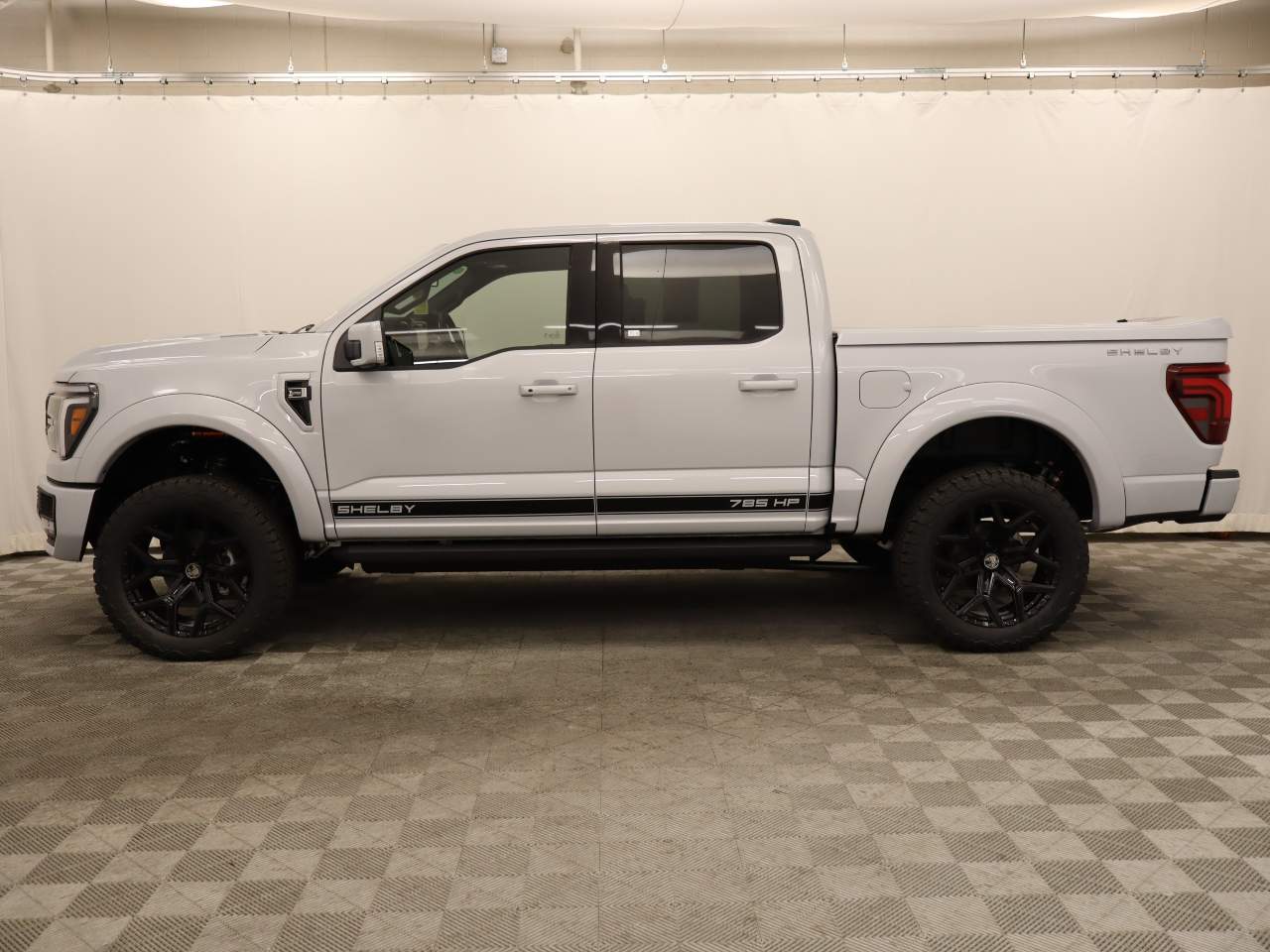 2025 Ford F-150 SuperCrew Lariat