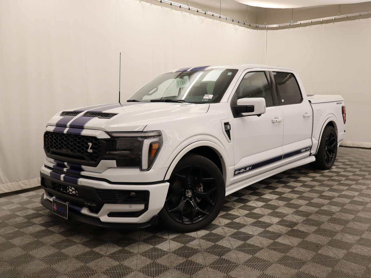 2025 Ford F-150 SuperCrew Lariat